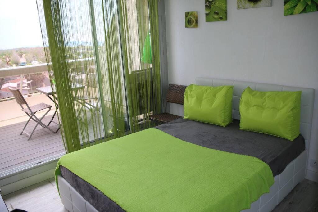 23, Heliopolis L, Village Naturiste, Apartment *